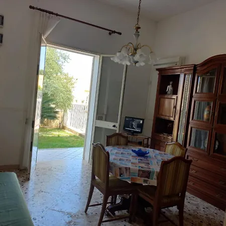 Casa Dell'ulivo مارسالا